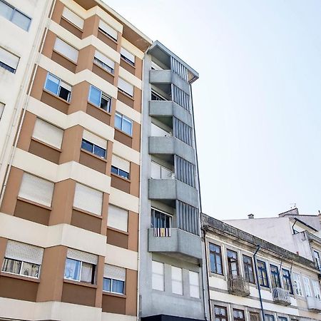 Elegant Studio W/ Ac & Balcony By Lovelystay Porto Exterior photo
