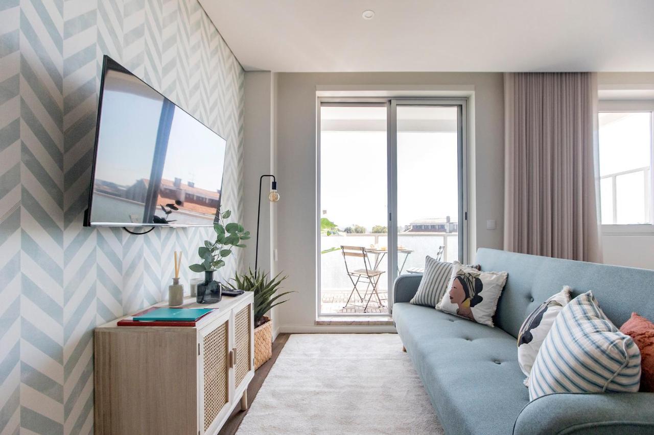 Elegant Studio W/ Ac & Balcony By Lovelystay Porto Exterior photo